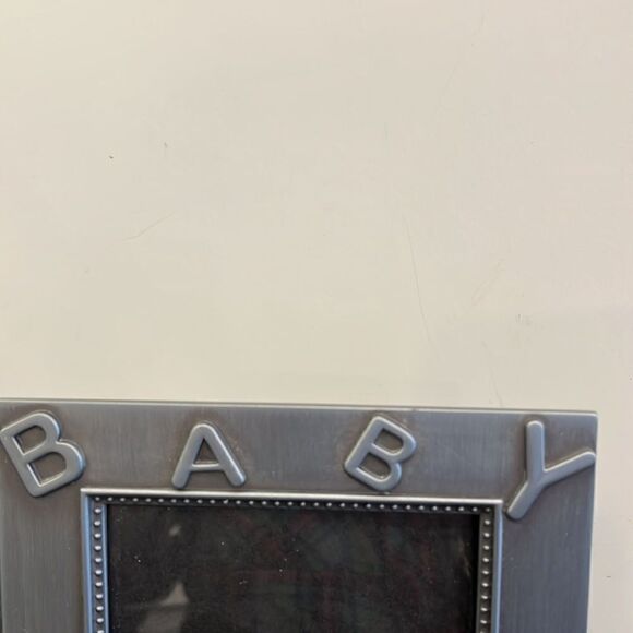 Metal Baby Frame   - Picture 4 of 5